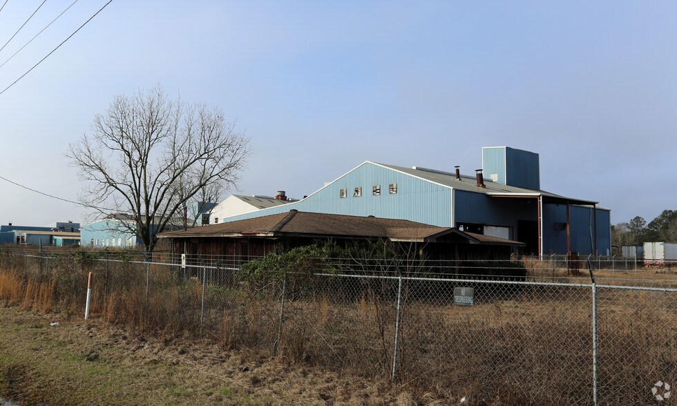 More Photos Of 43855-43955 Nicholsville Rd, Bay Minette Industrial For Sale