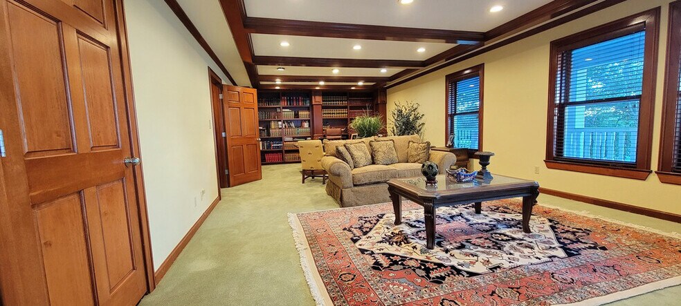 More Photos Of 627 E Government St, Pensacola Office For Sale