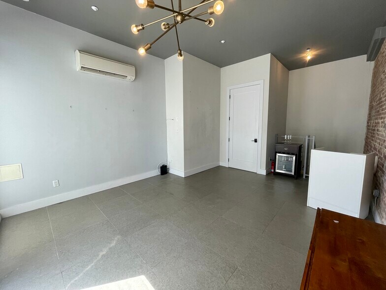 More Photos Of 537 Park Pl, Brooklyn Storefront Retail Residential For Lease