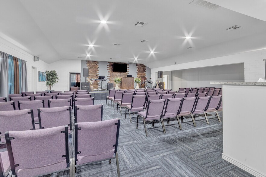 More Photos Of 507 Mahoney ave, Buckeye Religious Facility For Sale