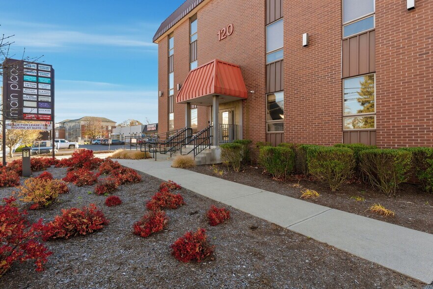 More Photos Of 120 N Main St, Attleboro Medical For Sale