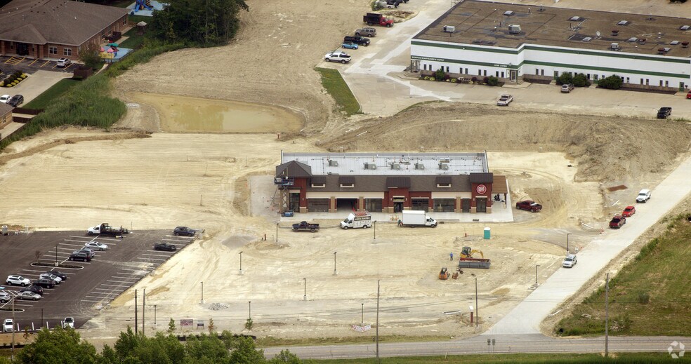 More Photos Of 7685 Crile Rd, Concord Township Storefront For Lease