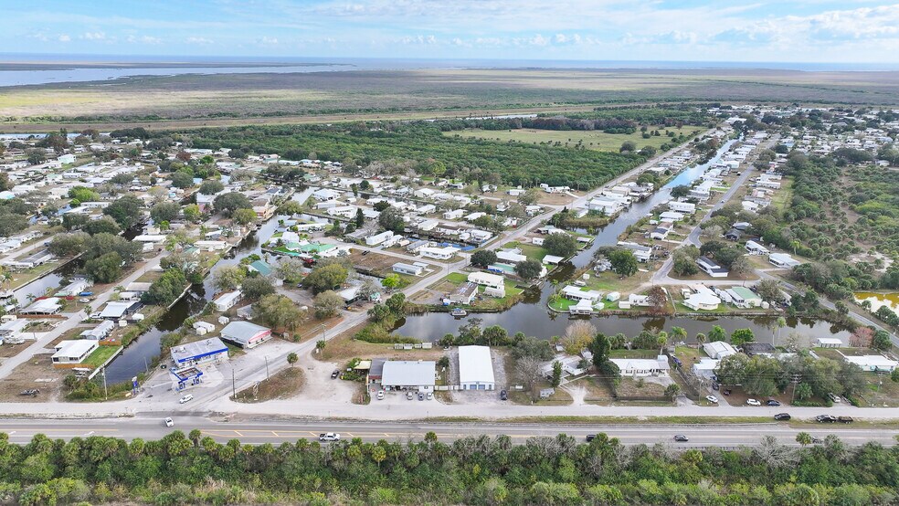 More Photos Of 1110 Buckhead Ridge, Okeechobee General Retail For Sale