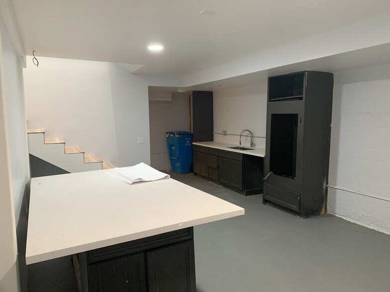 More Photos Of 500 Laguna St, San Francisco Apartments For Lease