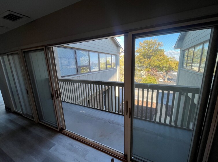 More Photos Of 10425 Old Olive Street Rd, Creve Coeur Office For Lease