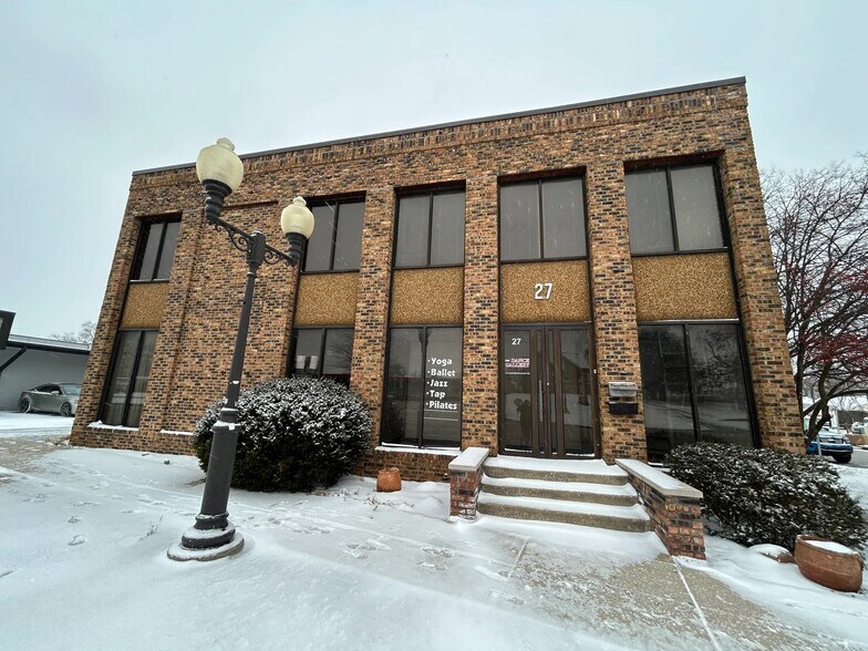 Primary Photo Of 27 Ridge Rd, Munster Office For Lease