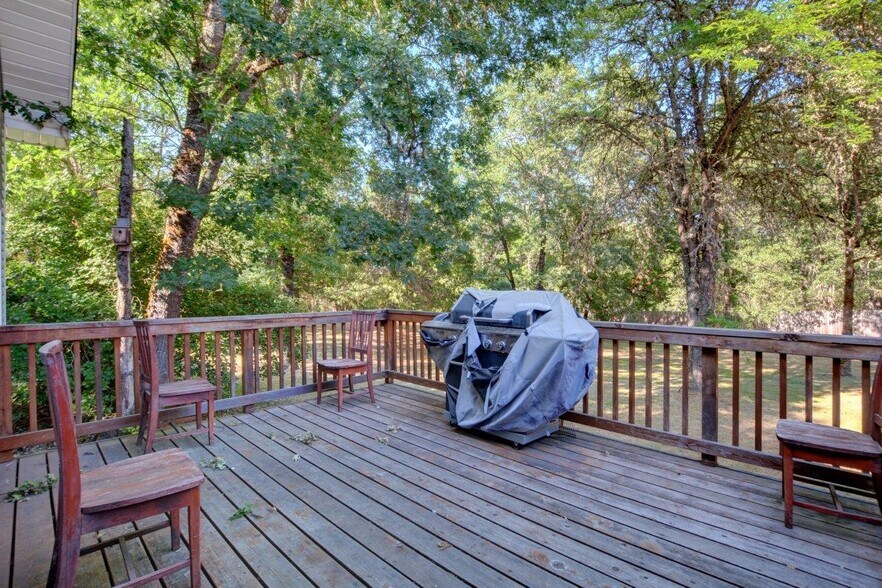 More Photos Of 625 Barbara Drive, Grants Pass Assisted Living For Sale