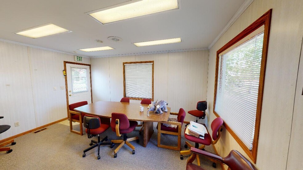 More Photos Of 226 N Illinois, Monticello Office Residential For Sale