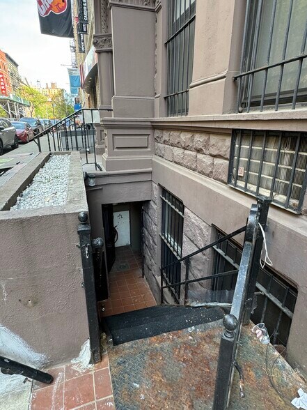 More Photos Of 164 W 83rd St, New York Apartments For Sale