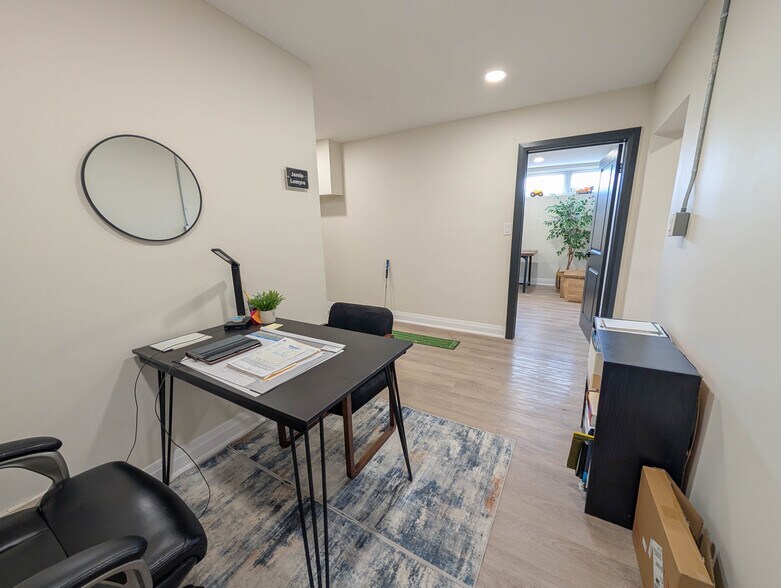 More Photos Of 172-174 Eastchester Ave, St Catharines Medical For Lease