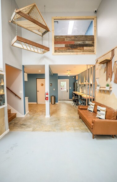 More Photos Of 2424 Lombard St, San Francisco Office Residential For Lease