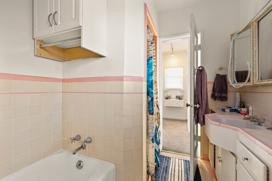 More Photos Of 3025 Ocean Dr, Oxnard Apartments For Sale