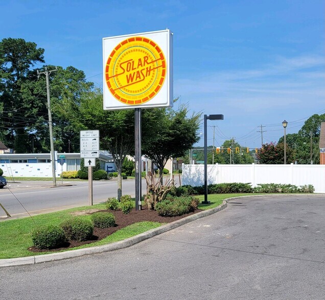 More Photos Of 910 W Washington St, Suffolk Freestanding For Sale