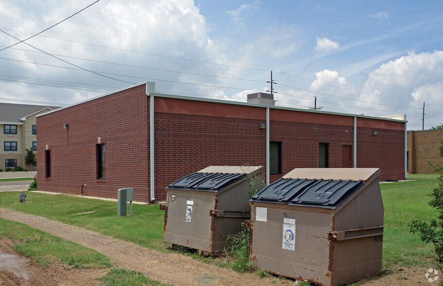 More Photos Of 6603 Utica Ave, Lubbock Office For Lease
