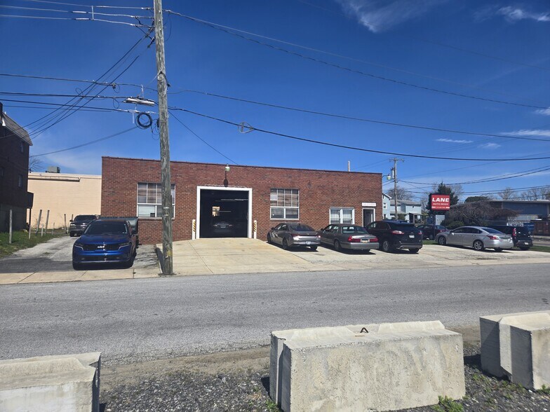 More Photos Of 300 W Oak Ln, Glenolden Auto Repair For Sale
