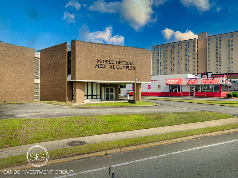 Primary Photo Of 1122 Gray Hwy, Macon-Bibb Medical For Sale