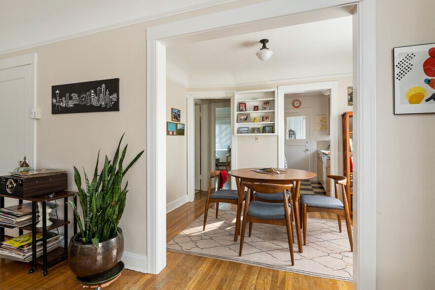 More Photos Of 4319 SW Oregon St, Seattle Apartments For Sale