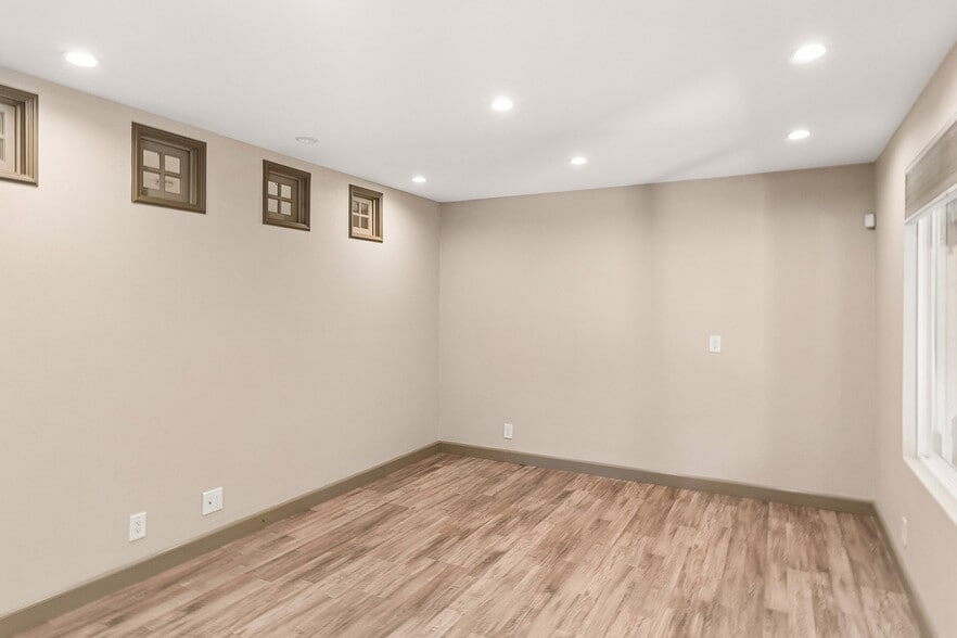 More Photos Of 76 Sunol St, San Jose Warehouse For Sale