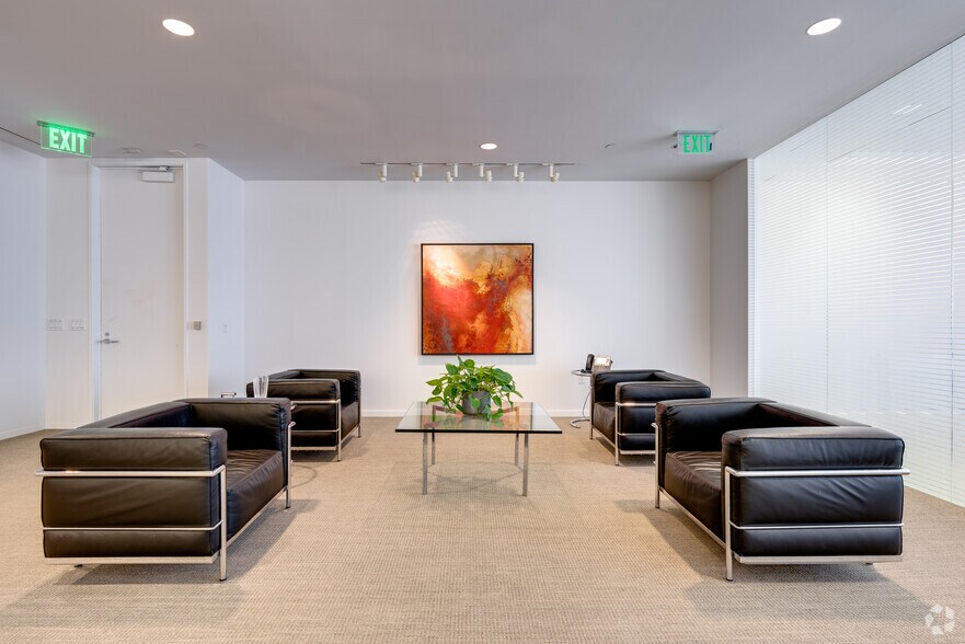 More Photos Of 550 N Brand Blvd, Glendale Office For Lease