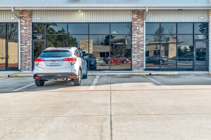 More Photos Of 26131 Kuykendahl Rd, Tomball Storefront For Lease