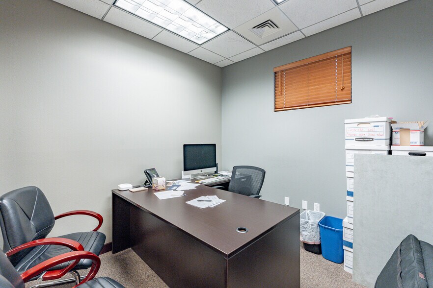 More Photos Of 1702 E McNair Dr, Tempe Office Residential For Lease