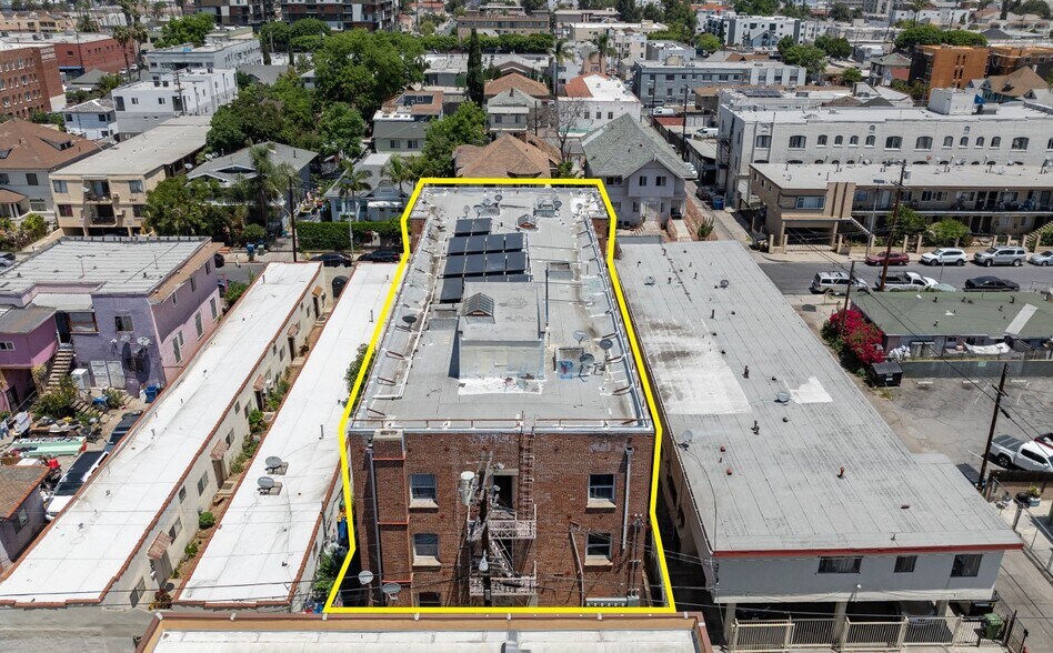 More Photos Of 2222 W 15th St, Los Angeles Apartments For Sale