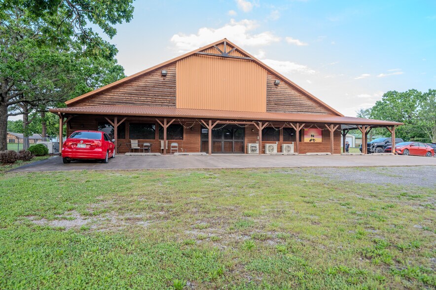 More Photos Of 15188 Highway 82, Tahlequah Storefront Retail Office For Sale
