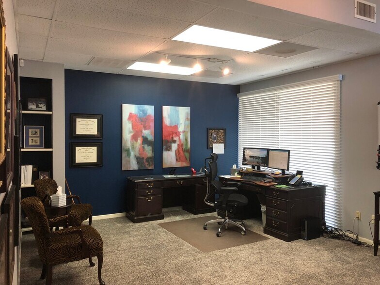 More Photos Of 14339 Torrey Chase Blvd, Houston Loft Creative Space For Lease