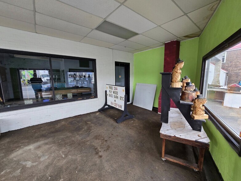 More Photos Of 547-549 E Mahoning St, Punxsutawney Storefront Retail Residential For Sale