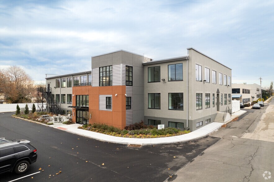 Primary Photo Of 124 S Maple St, Ambler Office For Lease