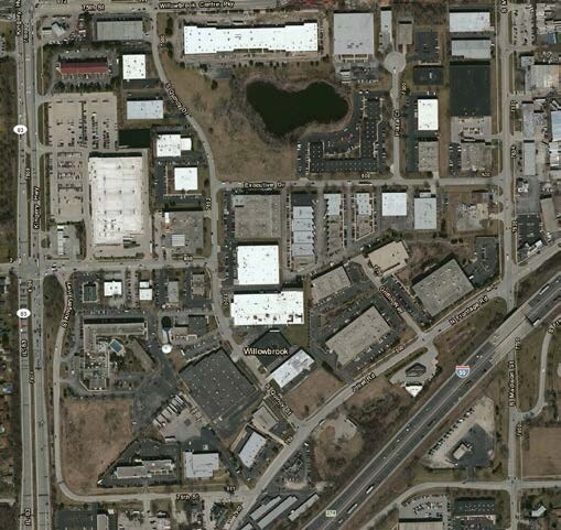 More Photos Of 7825-7827 S Quincy St, Willowbrook Warehouse For Lease