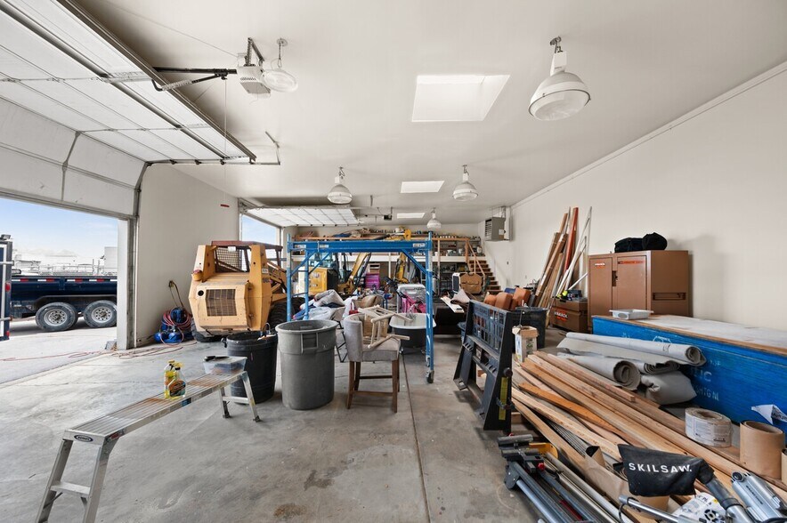 More Photos Of 5959 S Stratler St, Murray Industrial For Sale