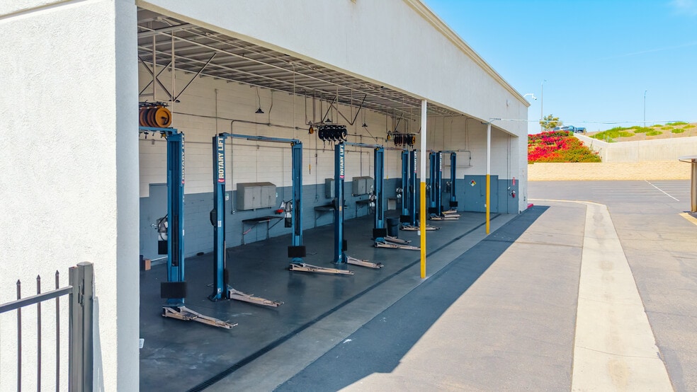 More Photos Of 27750 Eucalyptus Ave, Moreno Valley Auto Dealership For Lease