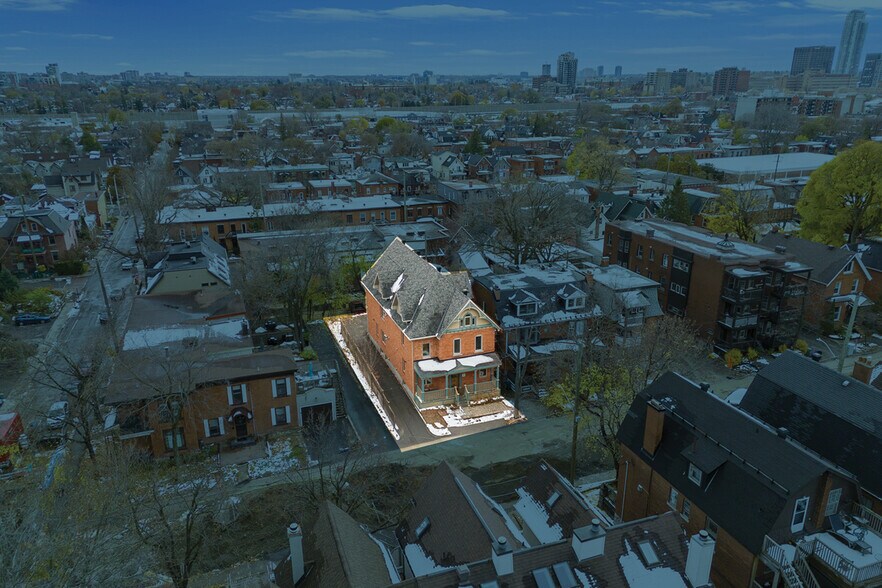 More Photos Of 186 James St, Ottawa Apartments For Sale