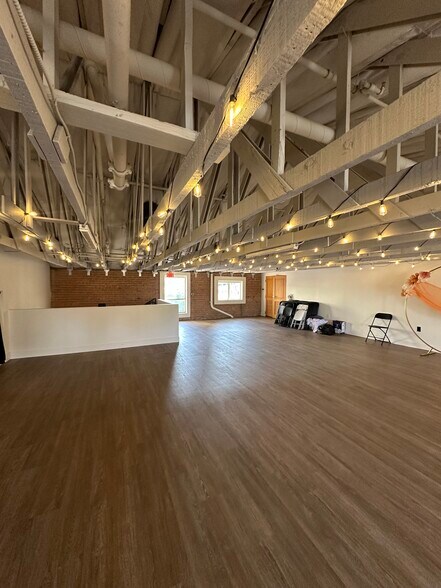 More Photos Of 829 N 1st Ave, Phoenix Loft Creative Space For Lease