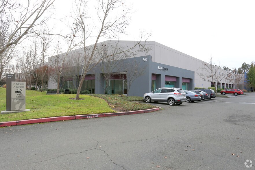 More Photos Of 2545 Napa Valley Corporate Dr, Napa Warehouse For Lease