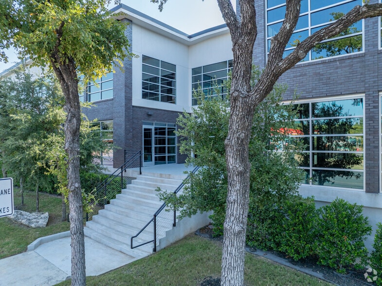 More Photos Of 8701 Menchaca Rd, Austin Medical For Sale