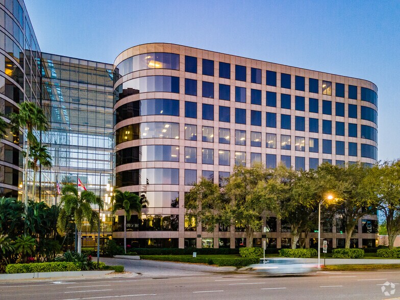 More Photos Of 4890 W Kennedy Blvd, Tampa Office For Lease