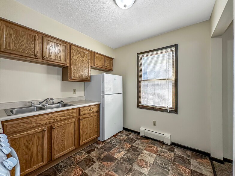 More Photos Of 3830 6th Ave, Des Moines Apartments For Sale