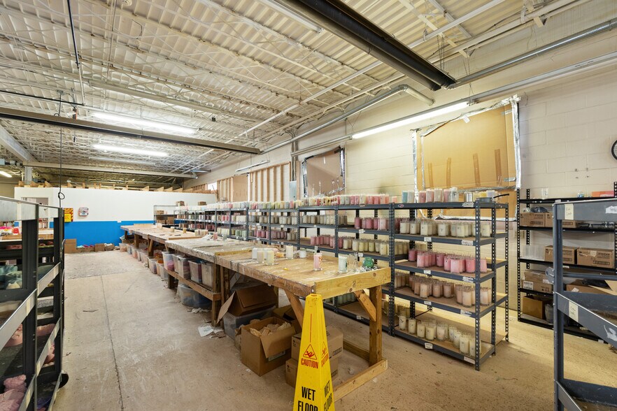 More Photos Of 677 S Cardinal Ln, Scottsburg Industrial For Sale