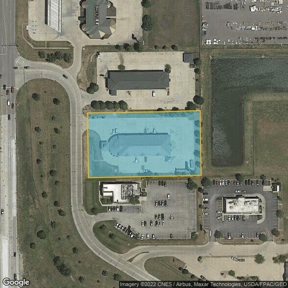 Primary Photo Of 115 E Ashland St, Morton Hotel For Sale