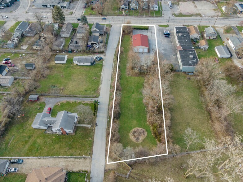 More Photos Of 4420 E 21st St, Indianapolis Service For Sale