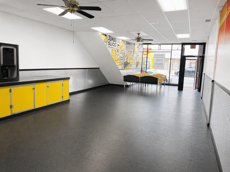 More Photos Of 3435 1/2 W 26th St, Chicago Storefront Retail Office For Lease
