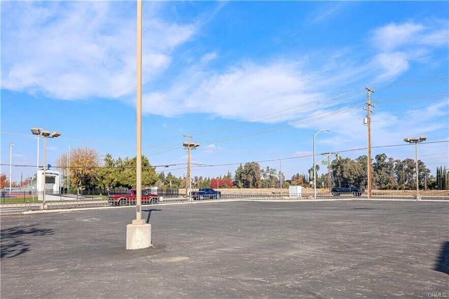 More Photos Of 2979 N Winton Way, Atwater Auto Dealership For Lease