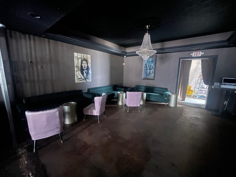 More Photos Of 1517 E Las Olas Blvd, Fort Lauderdale Bar For Lease