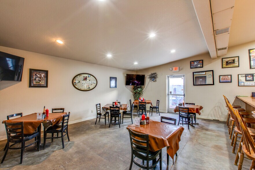 More Photos Of 100 Bennett Ave, Bennett Freestanding For Sale