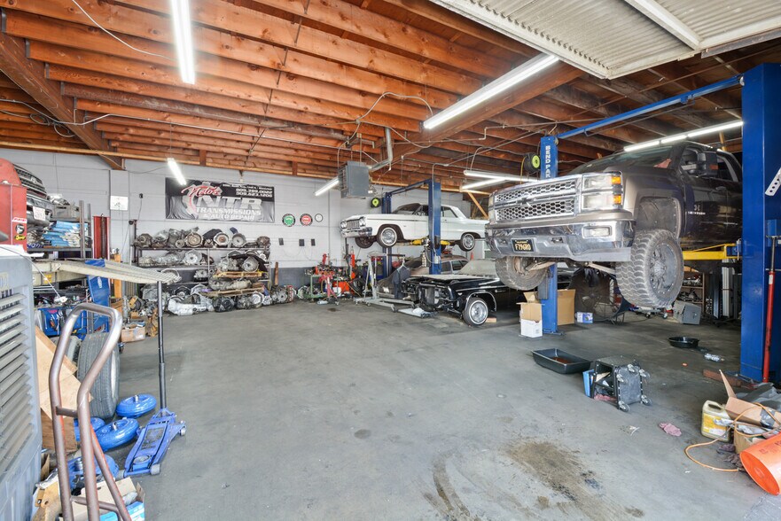 More Photos Of 8981-8983 Rose Ave, Montclair Auto Repair For Sale