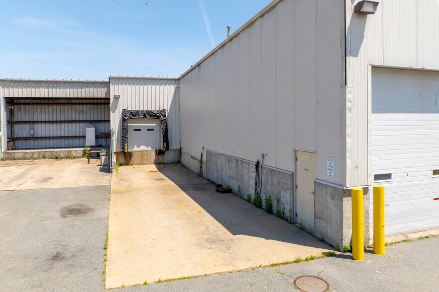 More Photos Of 125 Liberty St, Brockton Manufacturing For Lease