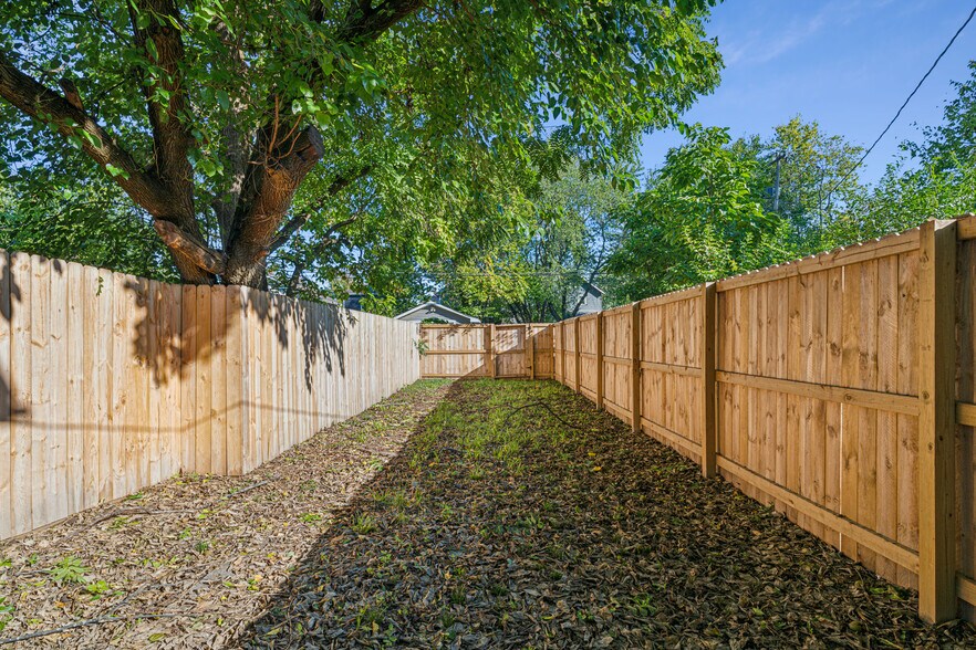 More Photos Of 508-510 E Markison Ave, Columbus Apartments For Sale