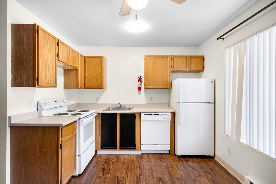 More Photos Of 730-740 E Hills Rd, Colorado Springs Apartments For Sale